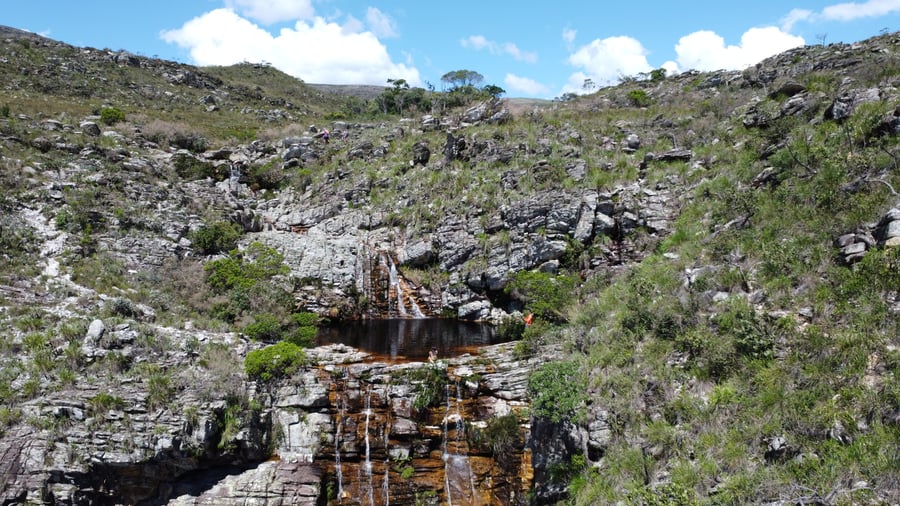 Um refúgio refrescante após a caminhada, perfeito para renovar as energias.