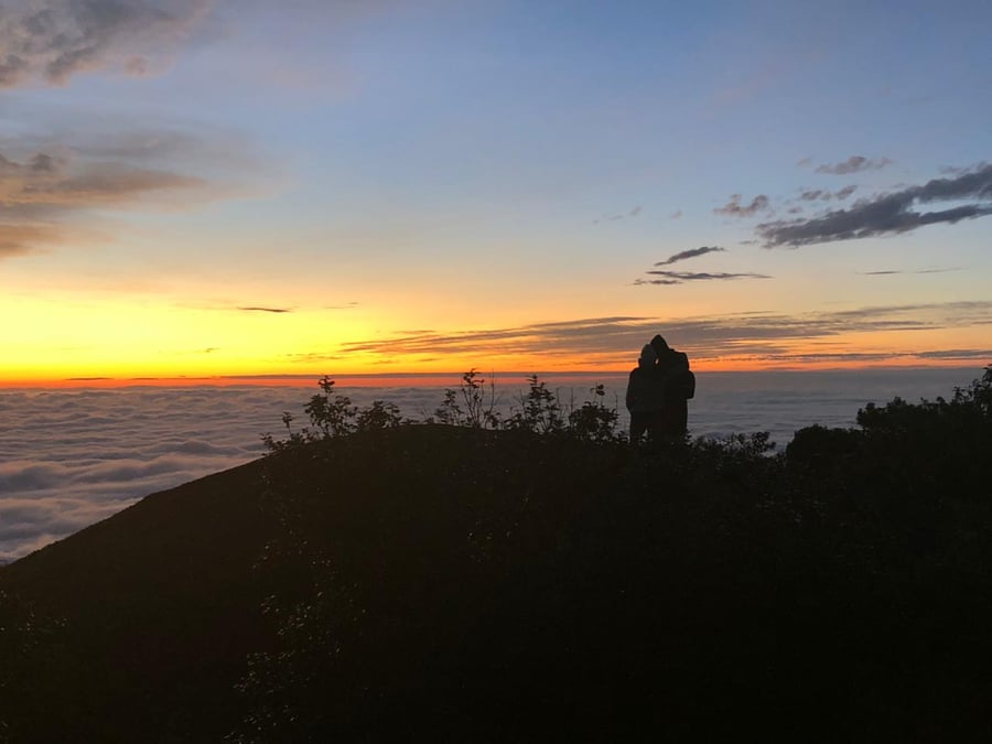 Roteiro Por do Sol nas Montanhas 
