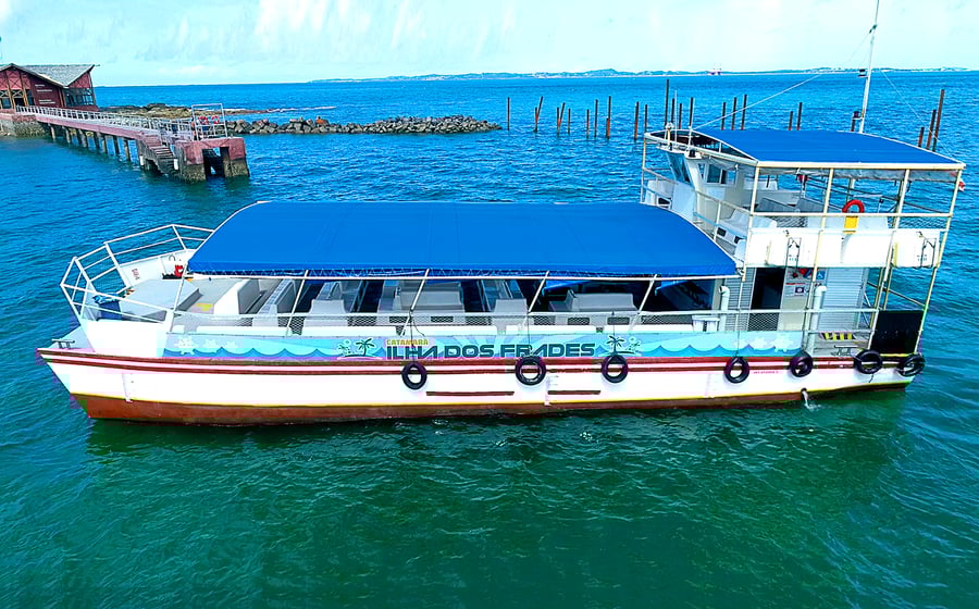 Passeio de Catamarã - Ilha dos Frades - Praia Ponta de Nossa Senhora
