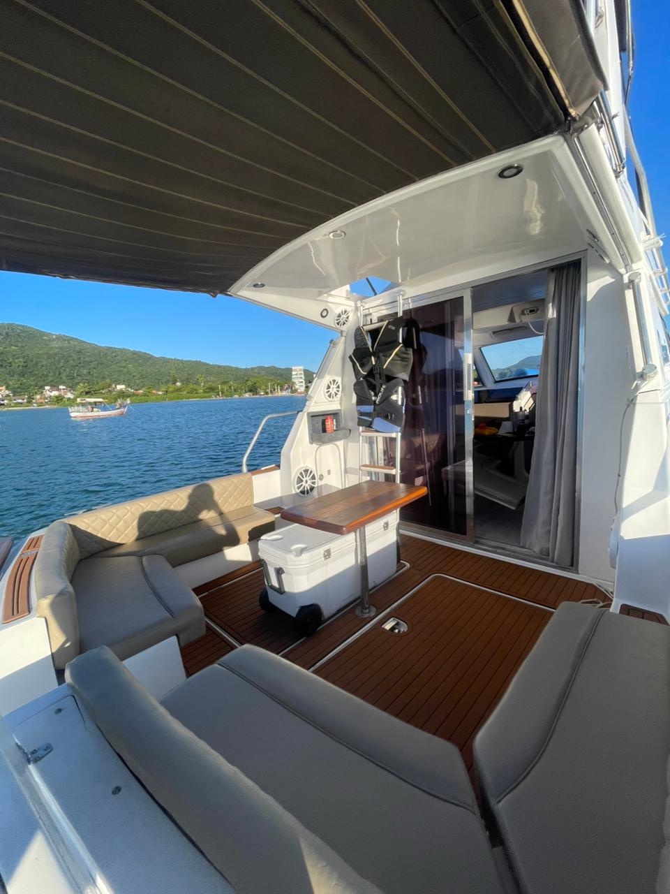 Baia Norte │Phantom 360 │13 Pessoas │VDL 10