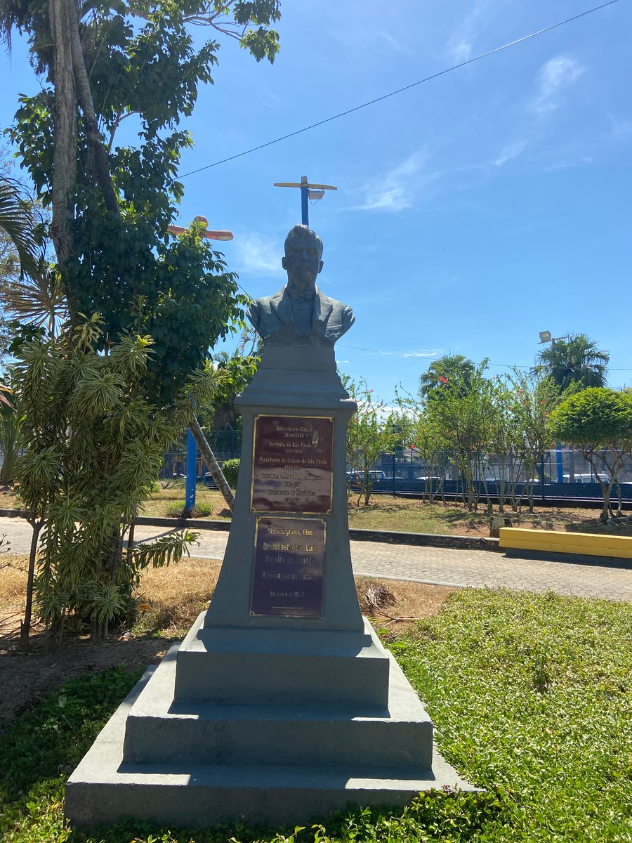 Busto do ex presidente Washington Luís 