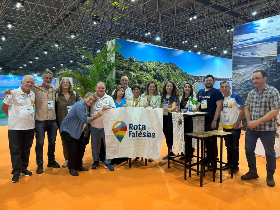 Rota das Falésias e Canoa Quebrada Brilham no Salão de Turismo 2024 - Destinos Imperdíveis