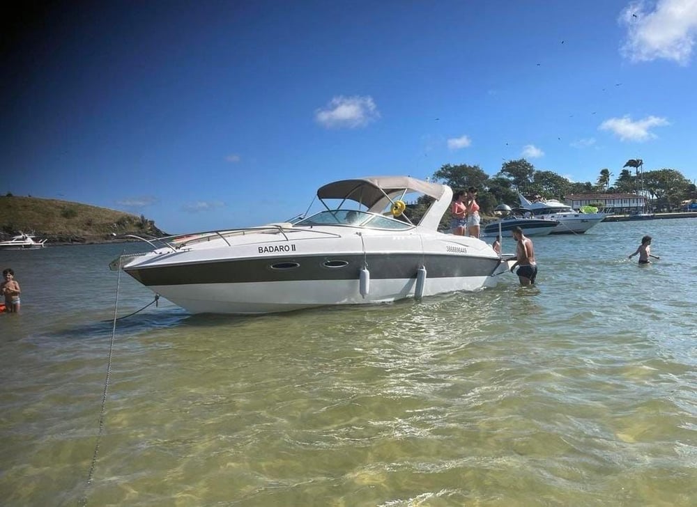Passeio de Lancha em Arraial do Cabo e Cabo Frio
