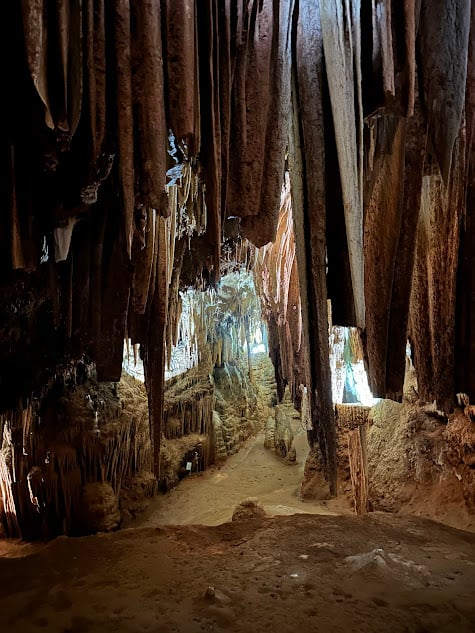 Salões da Caverna do Diabo