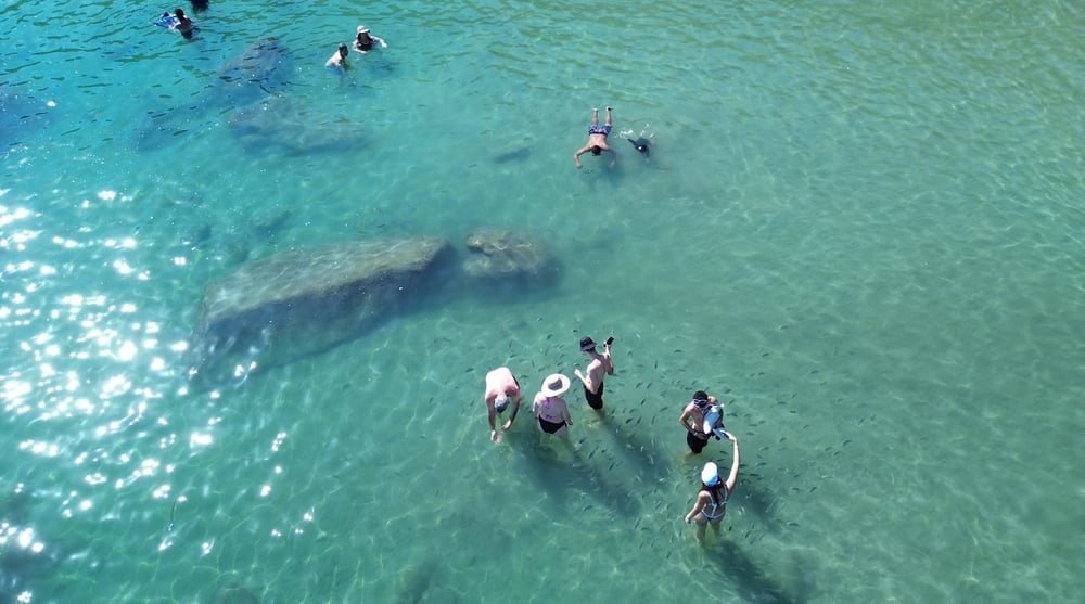 passagem panoramica de 10 praias aproximadamente 
