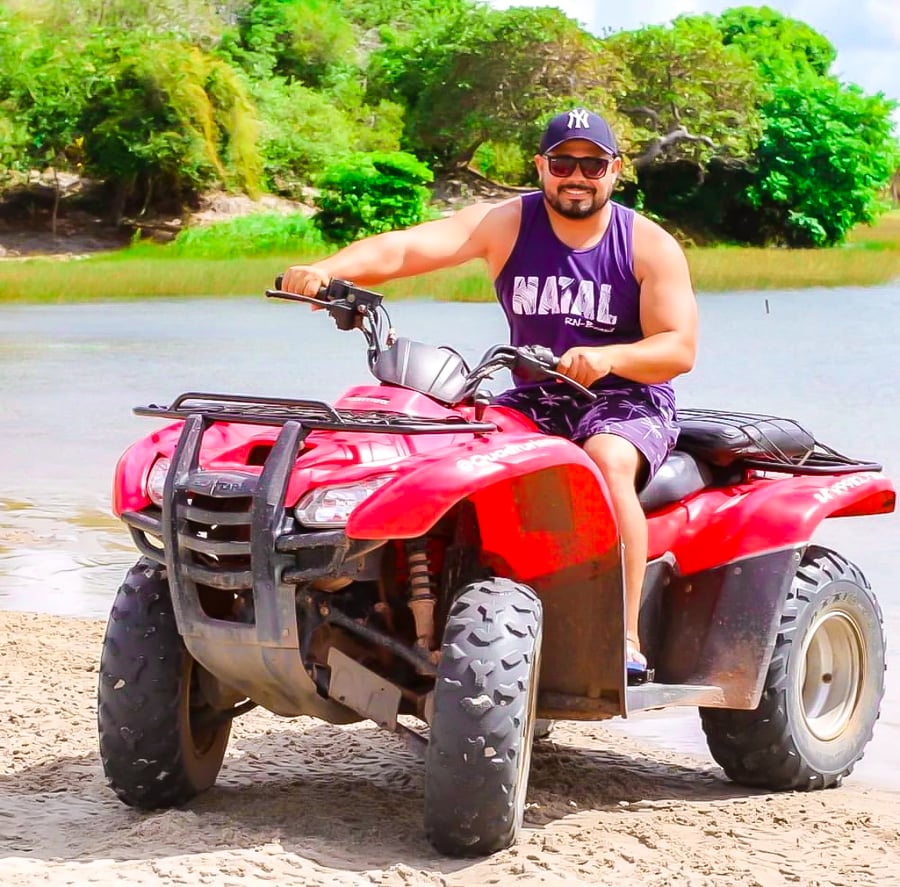 Passeio de Quadriciclo na Lagoa do Carcará em Nísia Floresta - Aventura e Natureza em Natal RN