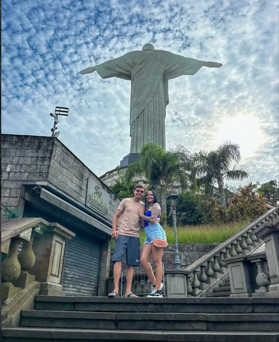     Uma experiência premium no Rio de Janeiro com paisagens panorâmicas, cultura local e cenários cinematográficos.