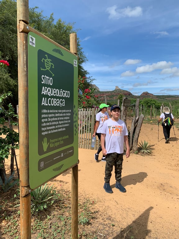 Cavernas-cemitérios do Catimbau: a memória dos primeiros habitantes do sertão