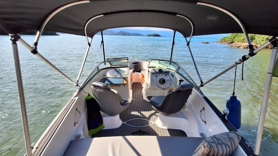 Passeio de Lancha em Paraty