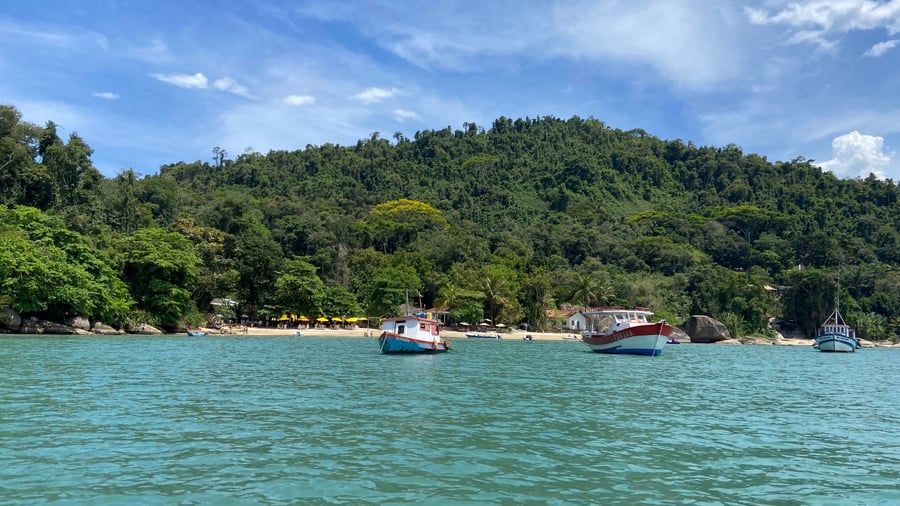 Ilha do Araujo - Parada do Roteiro Aguas Calmas