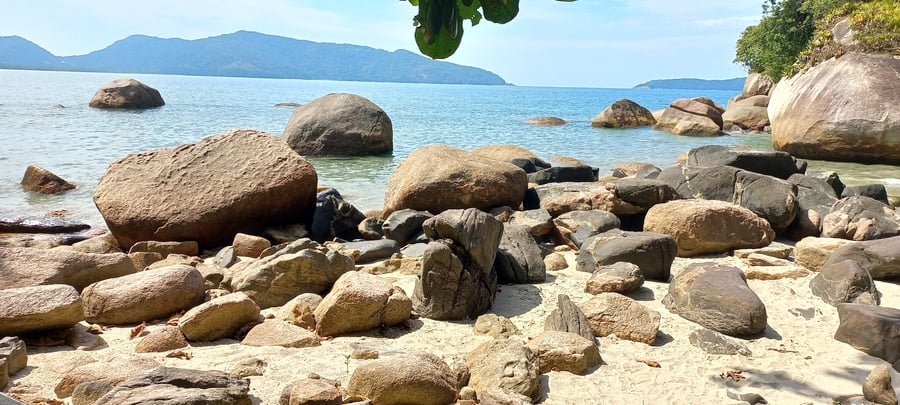 Praia Brava da Almada