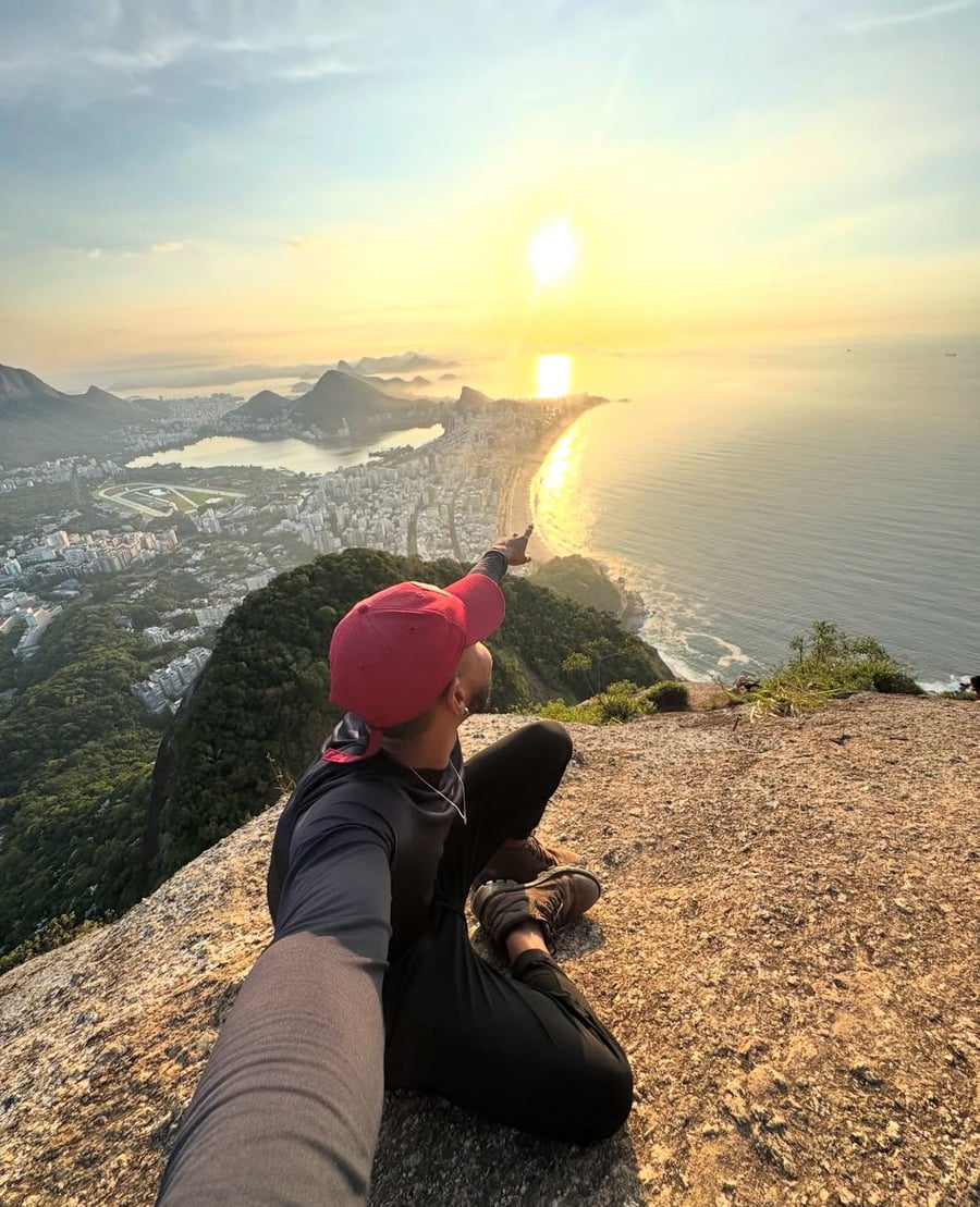 Morro Dois Irmãos - Nascer do Sol