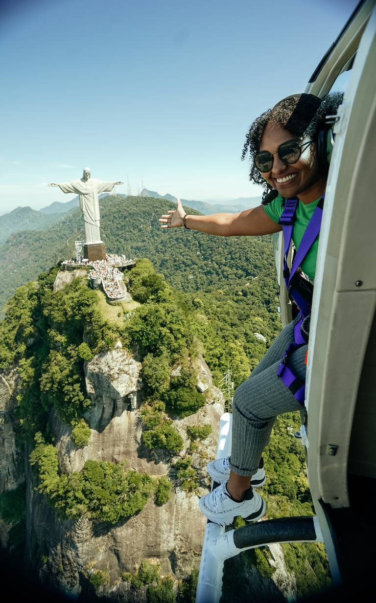 Vôo de Helicóptero Sem Portas no Rio de Janeiro