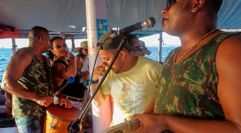 Passeio de Escuna - Carnaval Náutico na Escuna