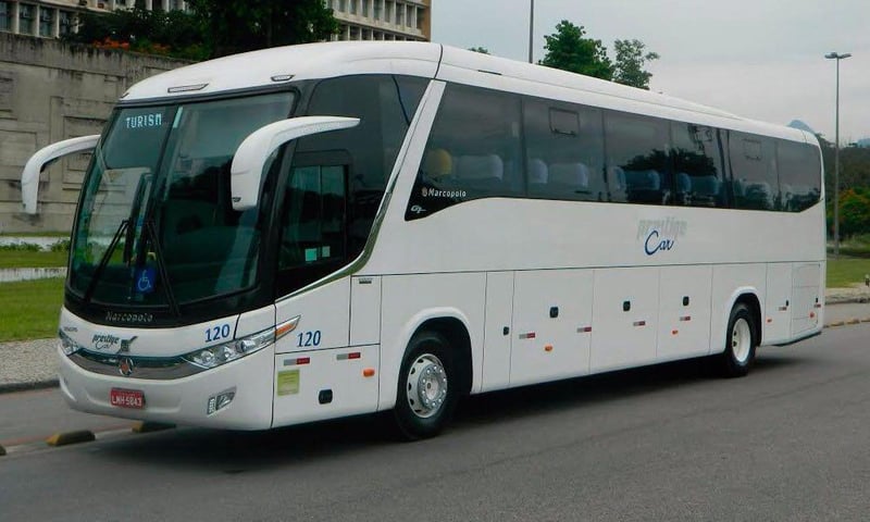 Smart Transfer - Viagem realizada em micro-ônibus ou ônibus confortável, dividindo o trajeto com outros passageiros. A solução inteligente e acessível para chegar ao destino com tranquilidade.