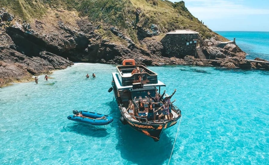 Embarcação com 02 andares e Toboágua