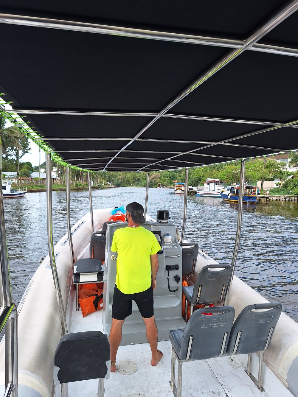 Capacidade de 20 passageiros