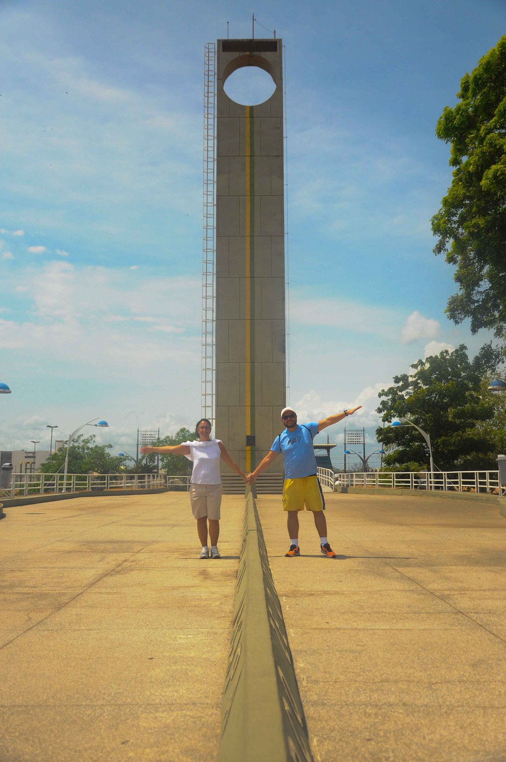 Meio do Mundo. Hemisférios norte e sul (Foto: Gilka Soares).