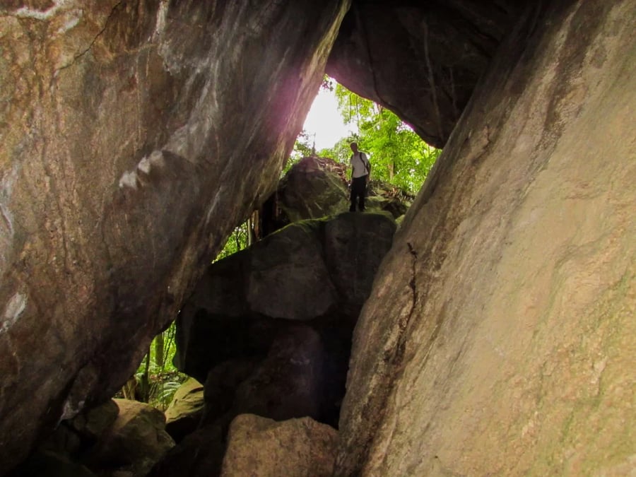  Circuito das Cachoeiras e Grutas 