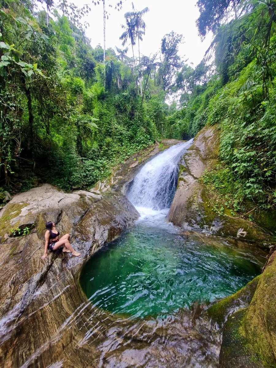  Serrinha do Alambari 
