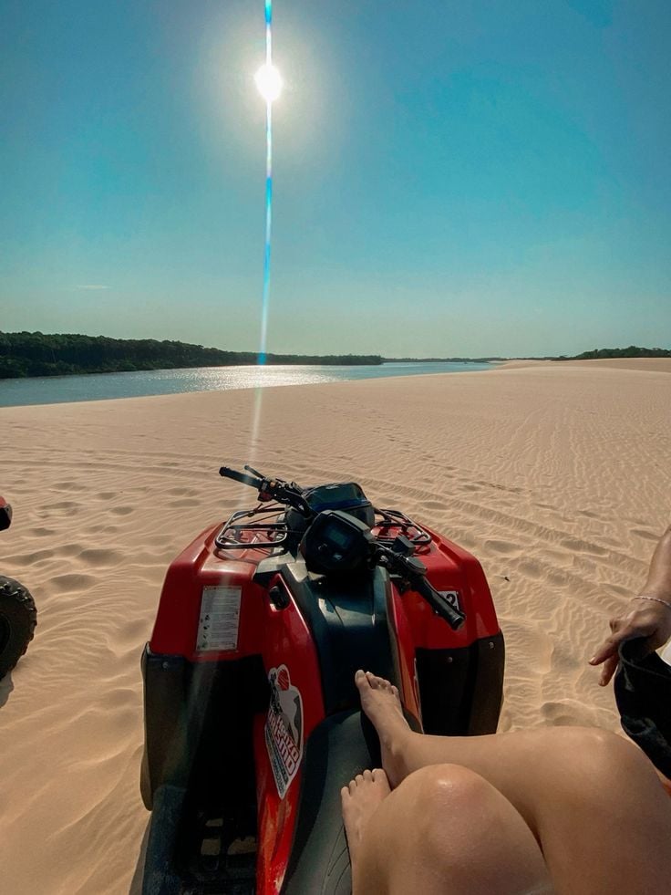 Cuatriciclo en las dunas de Arraial do Cabo