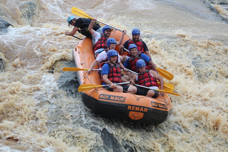 DAY USE #6 (Rafting 4km + Almoço + Trilha + Tirolesa + Atividades do lago)