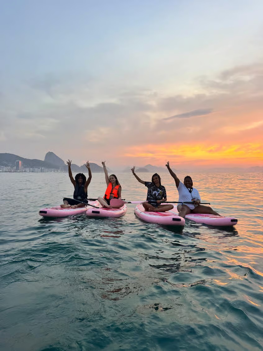 Stand-up paddle no Rio ao nascer do sol - foto 9