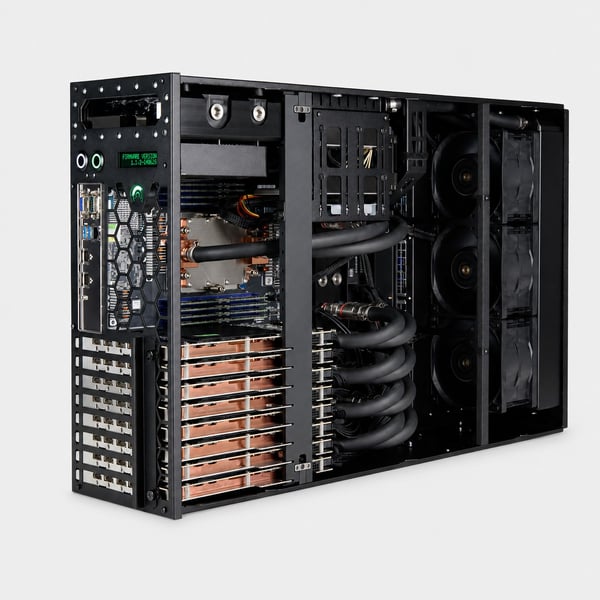 Comino Grando RTX PRO 6000