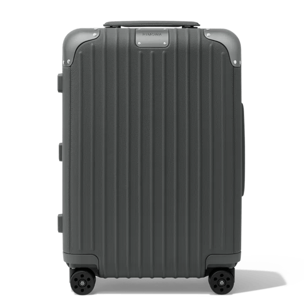 RIMOWA Distinct Cabin Anthracite：會隨旅程留下皮革色澤的登機箱