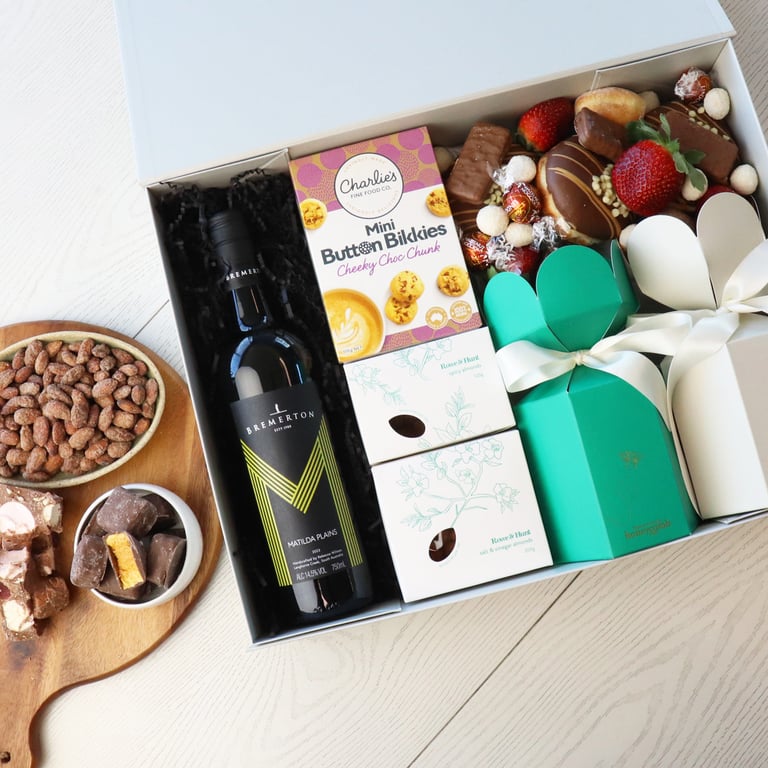 Nutty Dessert Hamper Red Wine