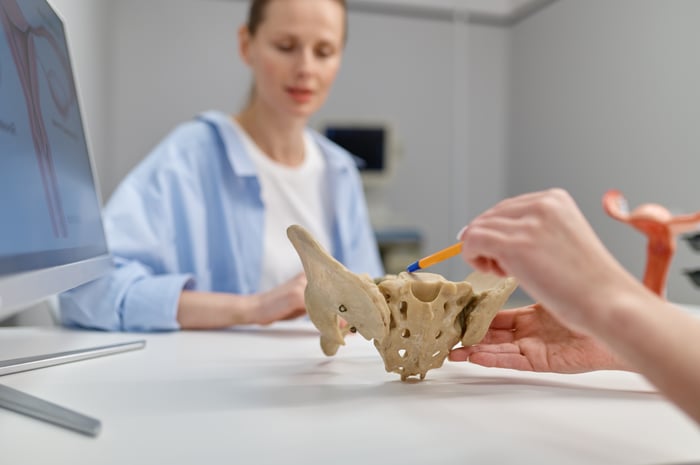 Osteoporoz (Kemik Erimesi) Nedir, Belirtileri Nelerdir?