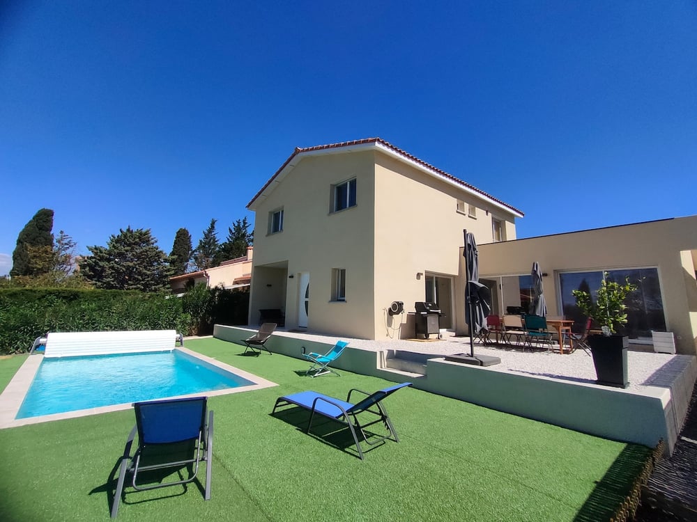 Villa moderne avec Piscine chauffée et 5 chambres