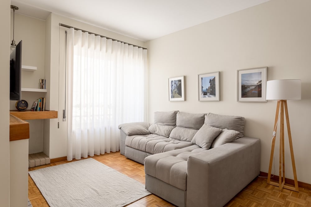 Stylish city centre stay with parking