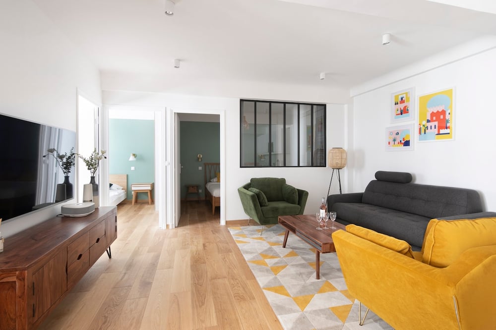 Appartement de 82 m² pour huit personnes, Grands Boulevards à Paris