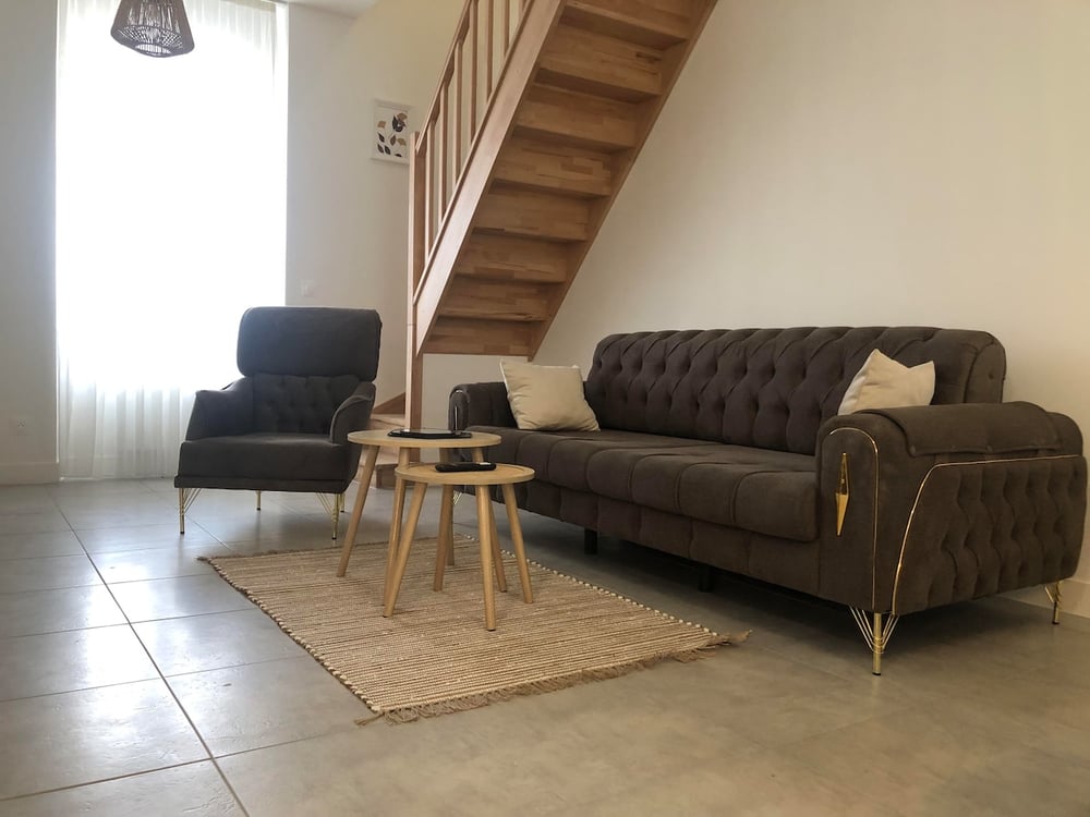 Beautiful F3 109 Train station on foot La Ferté-so