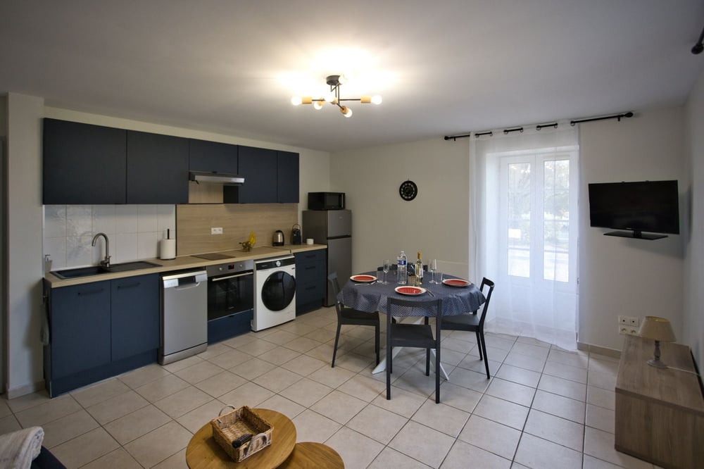 La Petite Escale: Parking Privé et petit extérieur – photo 24 sur 25
