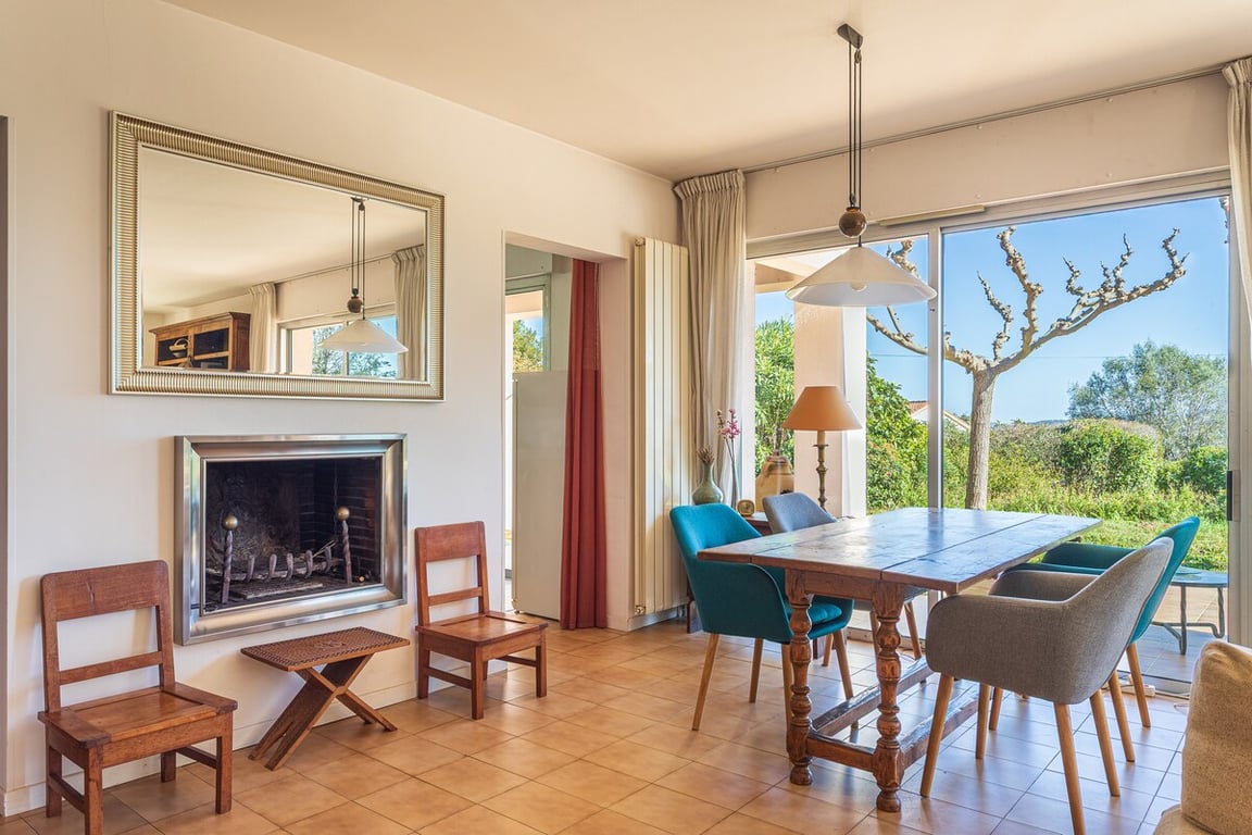 Superbe Villa dans les hauteurs de La Garde