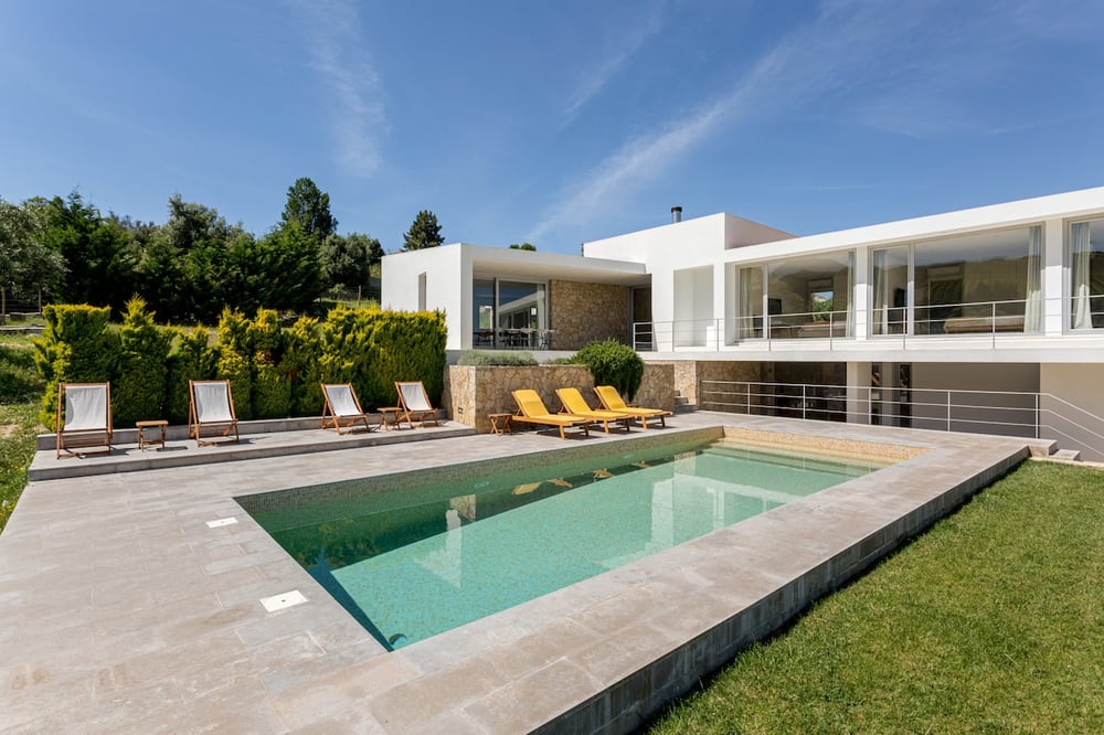 Exquisite villa w/ Pool & Parking