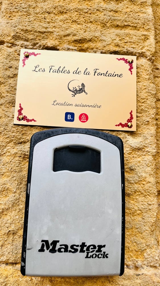 Les Fables de la Fontaine - Climatisé et centre – photo 18 sur 18