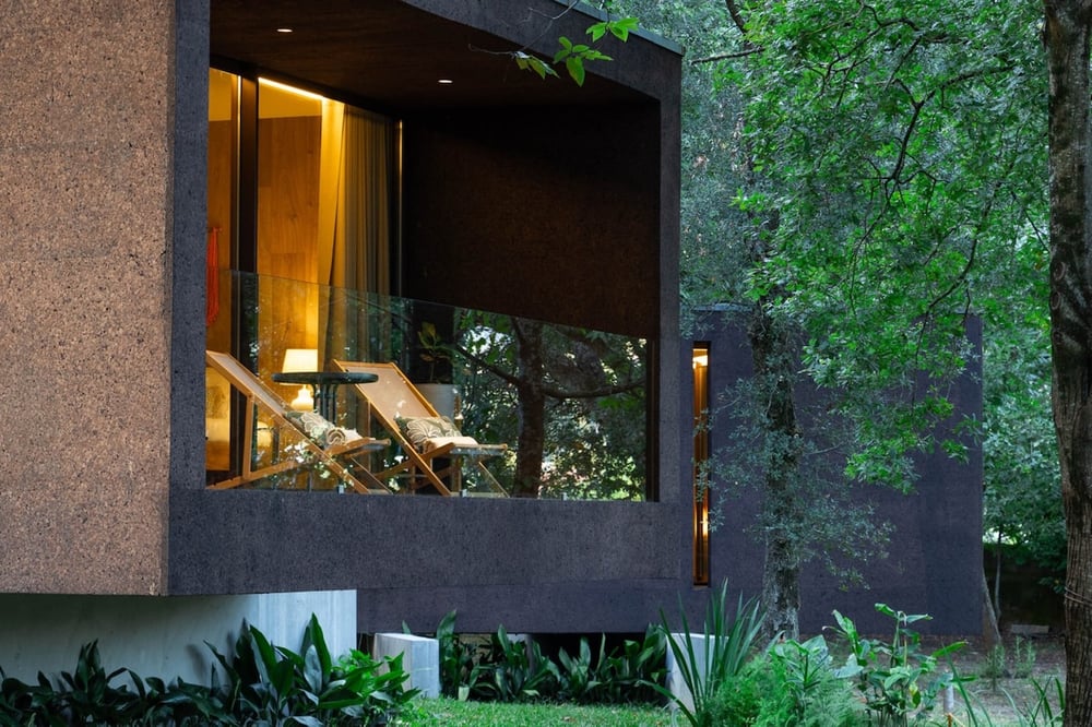 Tree Retreat Bungalow | Private Garden & Pool