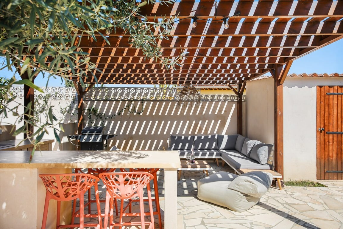 Villa moderne climatisée avec piscine chauffée
