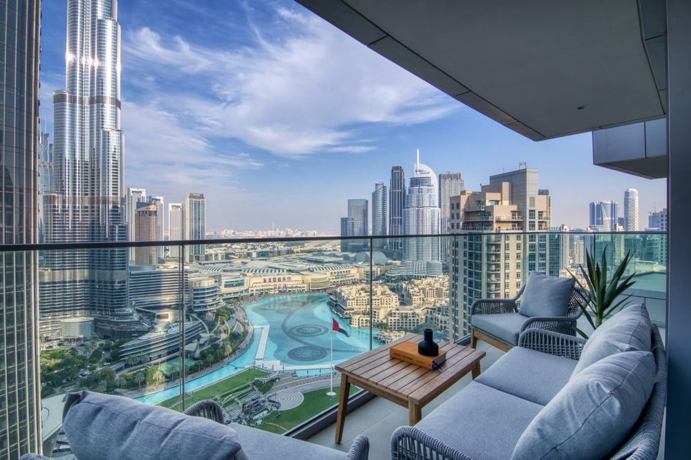 Refúgio nas alturas com vista para o Burj Khalifa