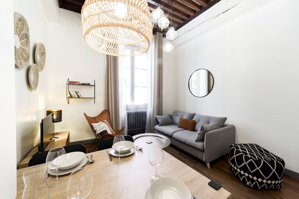 Appartement spacieux au cœur du Vieux Lyon AIL