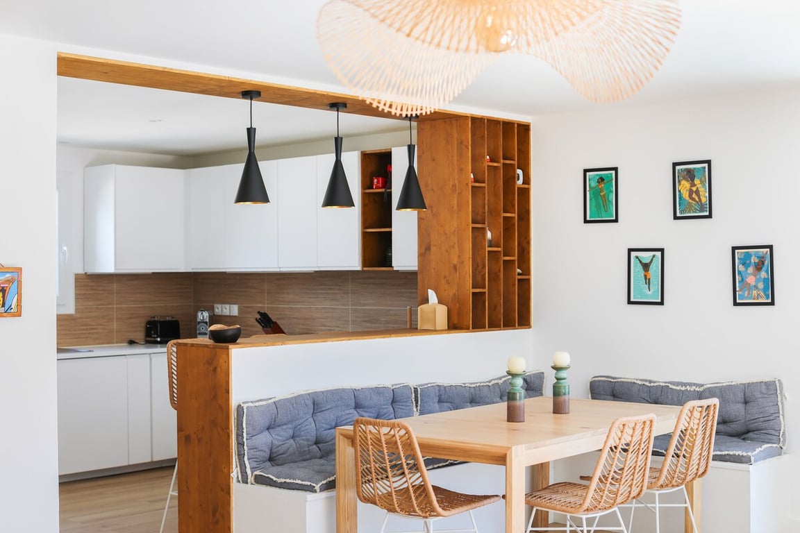 Villa moderne climatisée avec piscine chauffée