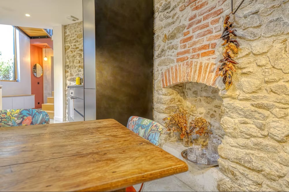 Maison unique dans ancien bar rénové – photo 16 sur 27
