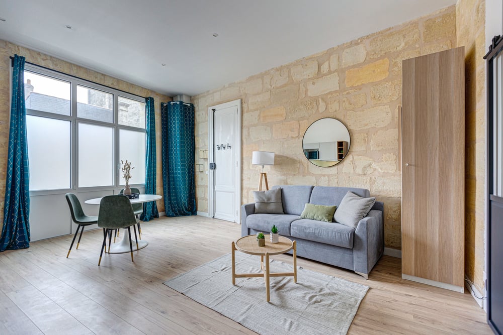 Stylish Haven in Downtown Bordeaux