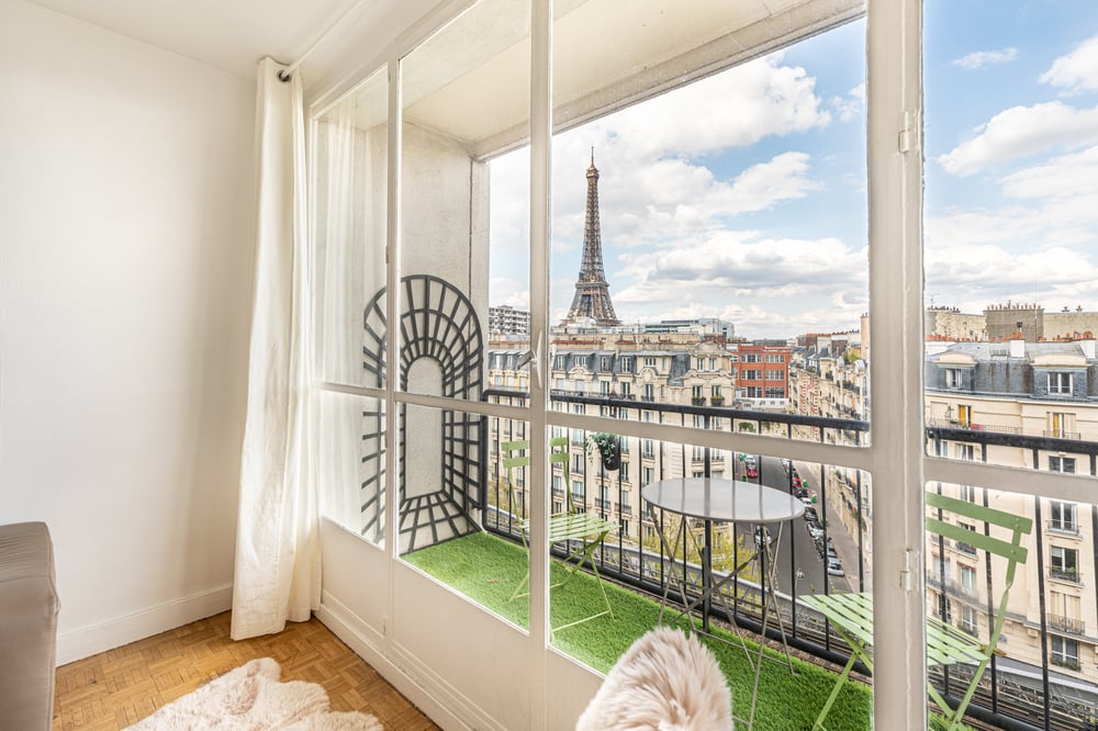 apt avec vue sur la Tour Eiffel