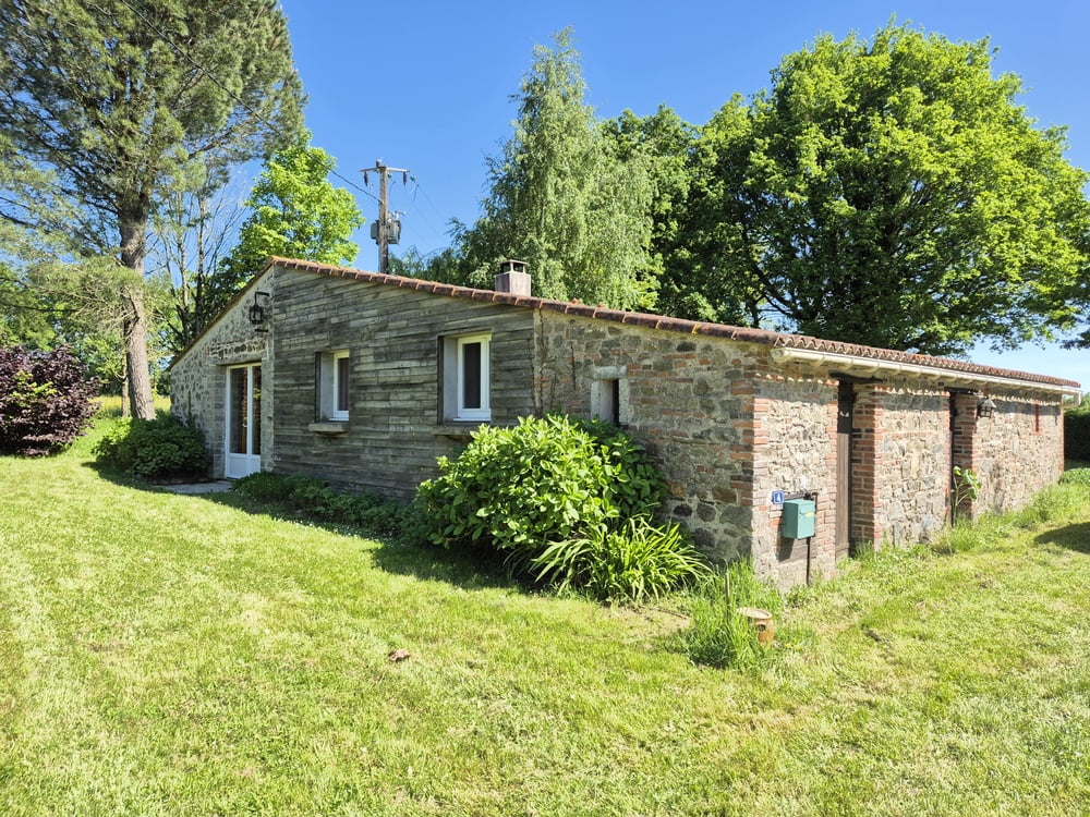 Le Cellier gîte nature 6 pers 10 min du Puy du Fou