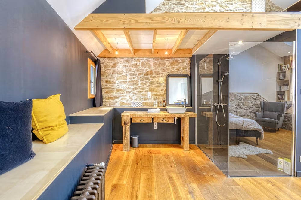Maison unique dans ancien bar rénové – photo 24 sur 27