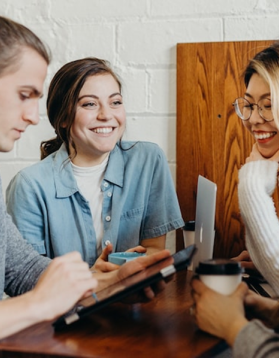 Teal members collaborating on a job search